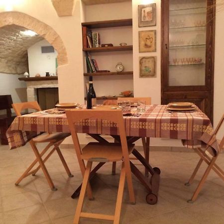 Ferienwohnung A' Puteja Ceglie Messapica Exterior foto