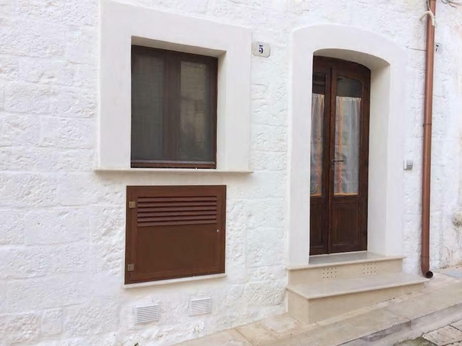 Ferienwohnung A' Puteja Ceglie Messapica Exterior foto